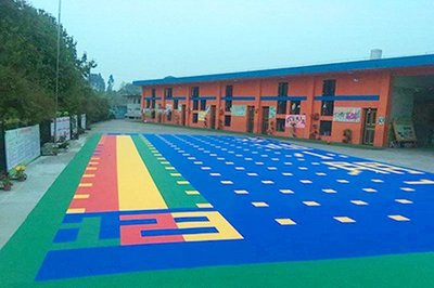 山东环保拼装地板助力济源幼儿园悬浮地板施工，打造安全健康体育场地